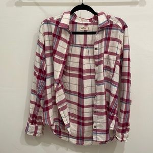 Cranberry & cream Hollister flannel button up shirt
